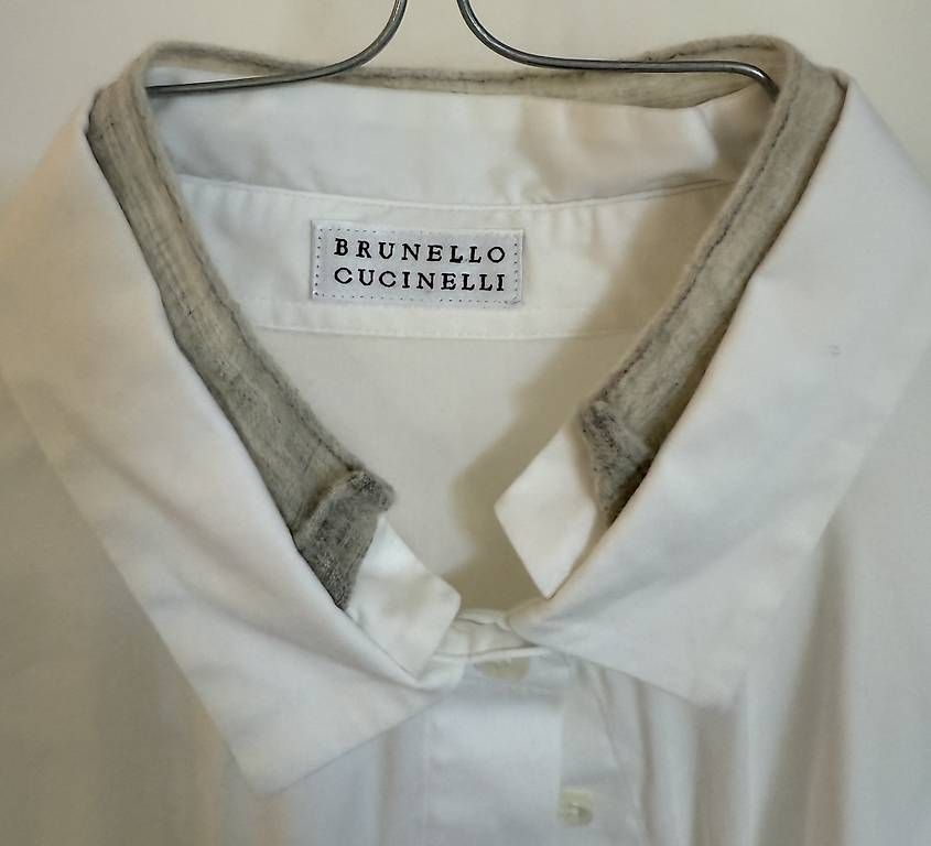 Brunello Cucinelli Camicette: Brunello Cucinelli Cotton white shirt M – Nuovo (secondo la descrizione) da Zürich venduto da Vera_Ma