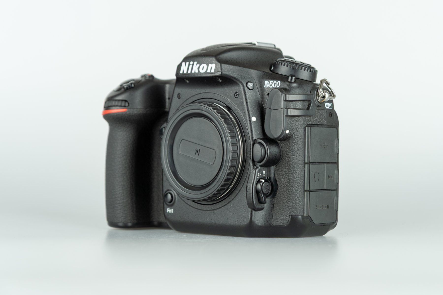 Nikon Appareil photo: Nikon D500 Gehäuse (2) – D'occasion à Frauenfeld par foto_winiger_gmbh 1