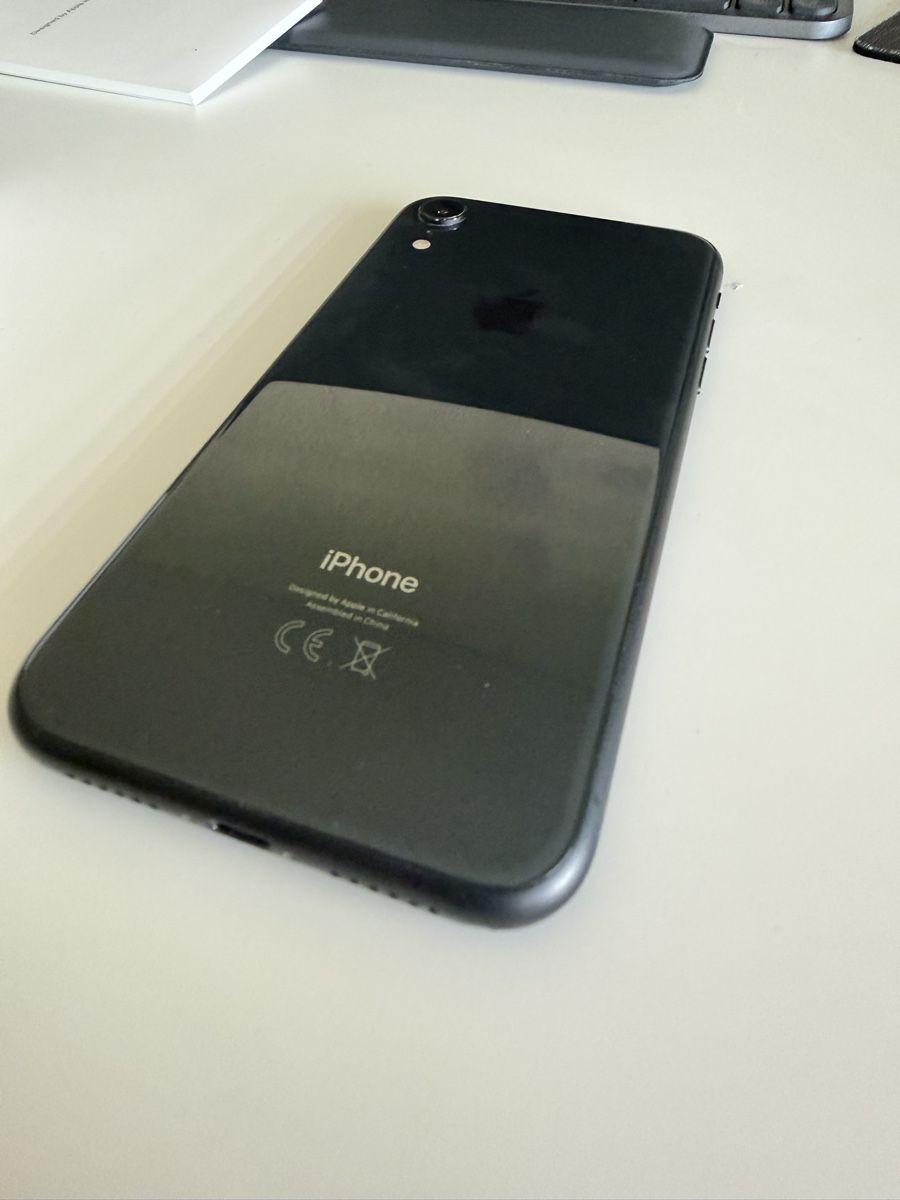Apple Handys / Smartphones: Iphone XR – Defekt aus Lyss von yan_9knk