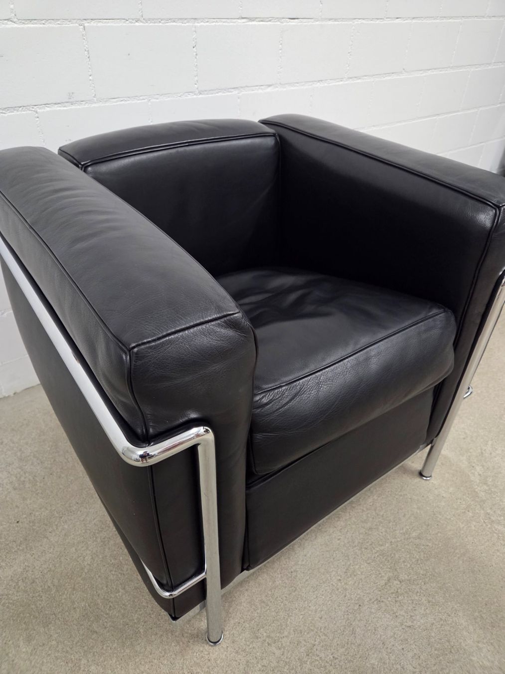Le Corbusier Poltrone: Cassina / Corbusier LC 2 – Usato da Zürich venduto da Lukasz 5