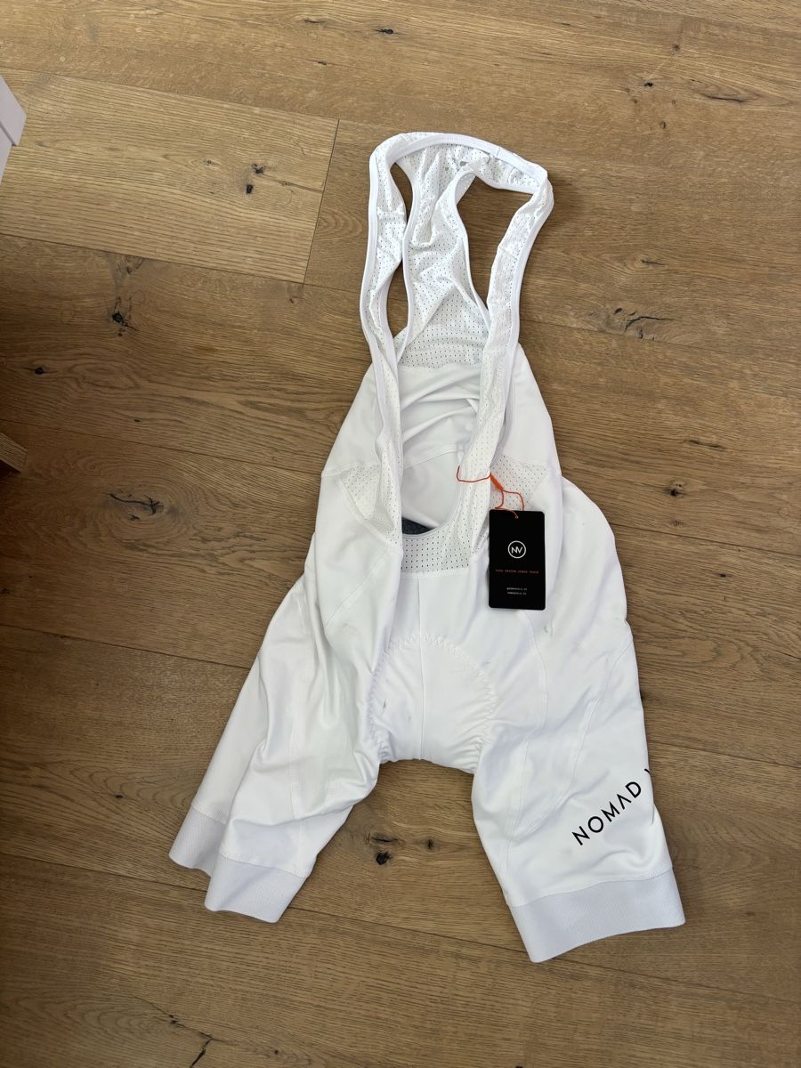 Pantaloni: Bib Shorts Nomad Velo weiss – Nuovo (secondo la descrizione) da Chur venduto da gio_6rlp 1