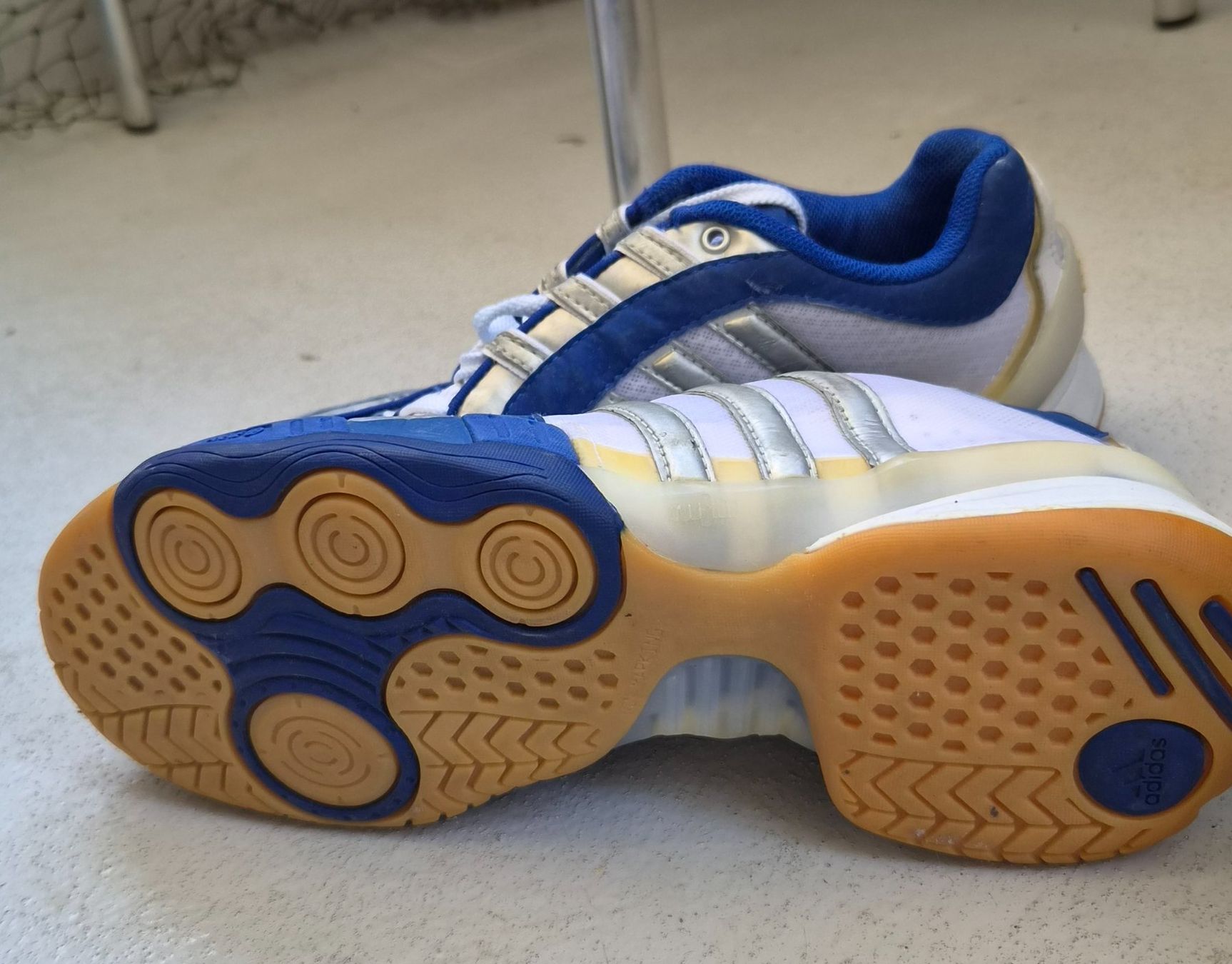 Adidas Scarpe da uomo: Adidas Adiprene Hallenschuhe – Usato da Egg b. Zürich venduto da medina123 1