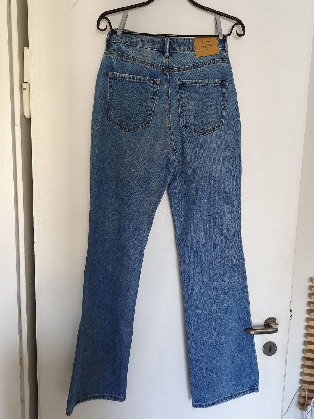 Stradivarius Jeans: Flared Jeans, Stradivarius, size 36 – Usato da Zürich venduto da nir_n9jc 4