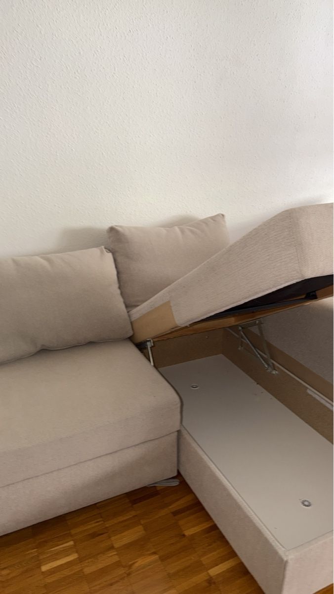 Sofas: BEIGE SECTIONAL SOFA – Gebraucht aus Puplinge von yav_9r9f 3