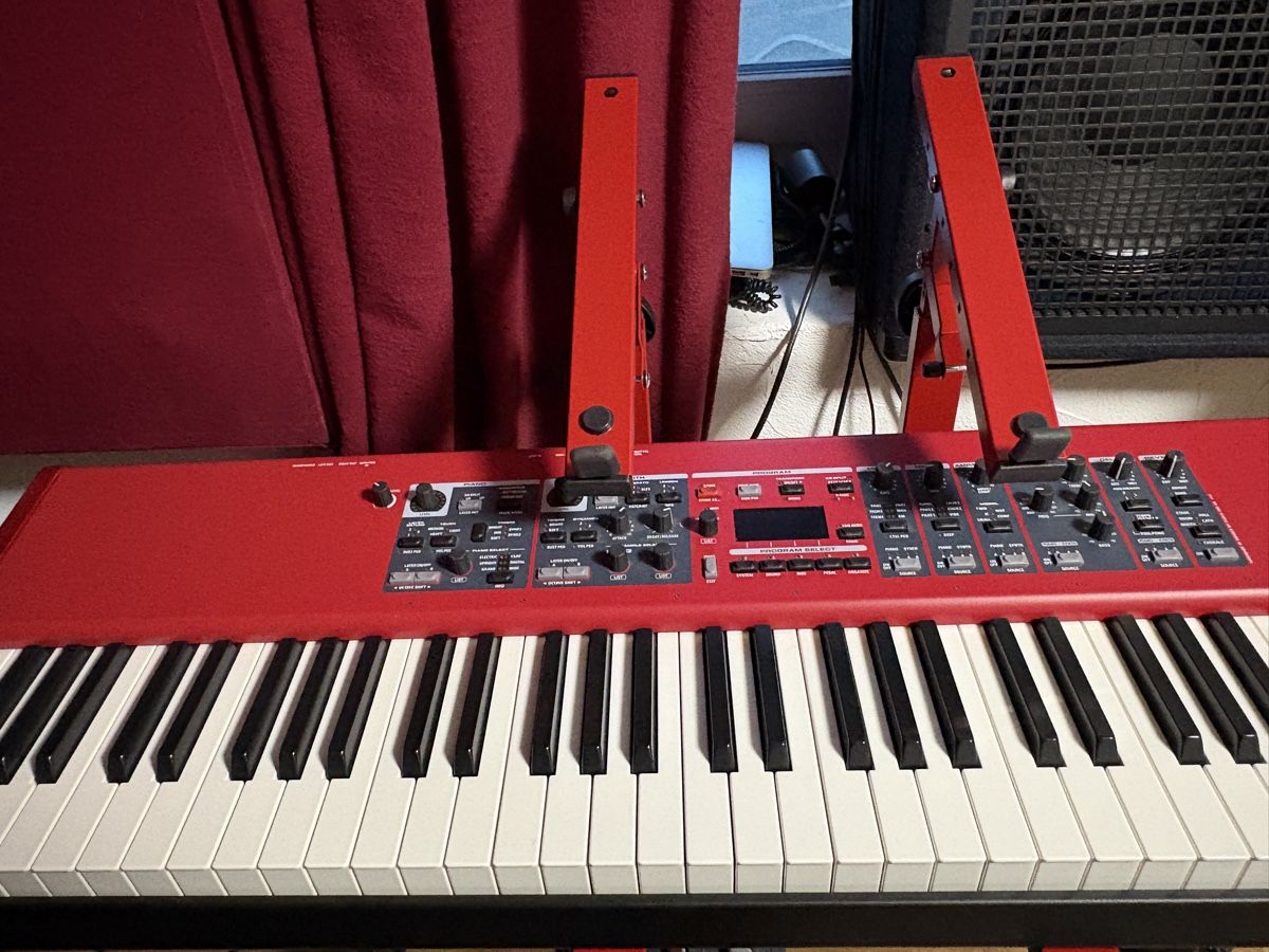Nord Strumenti musicali: Nord Piano 5 73 – Usato da Bitsch venduto da Qsign 1