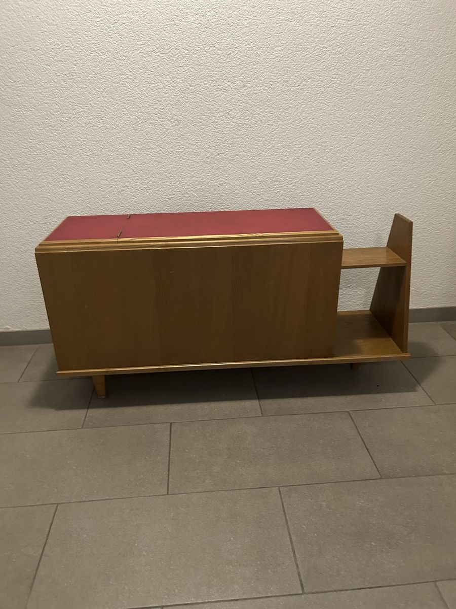 Kommoden: Meuble vintage en bois avec rangement, à saisir! (51) – Gebraucht aus Thierrens von Bigla
