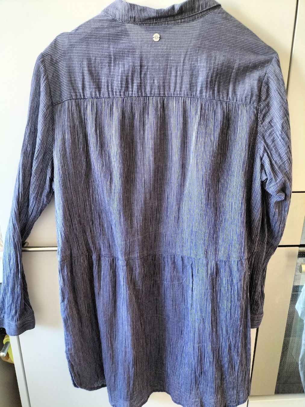 Blusen: 'Tchibo' Damenbluse, lang, gestreift, Gr. 40, Baumwolle – Gebraucht aus Pfäffikon ZH von e13_x2n5 2