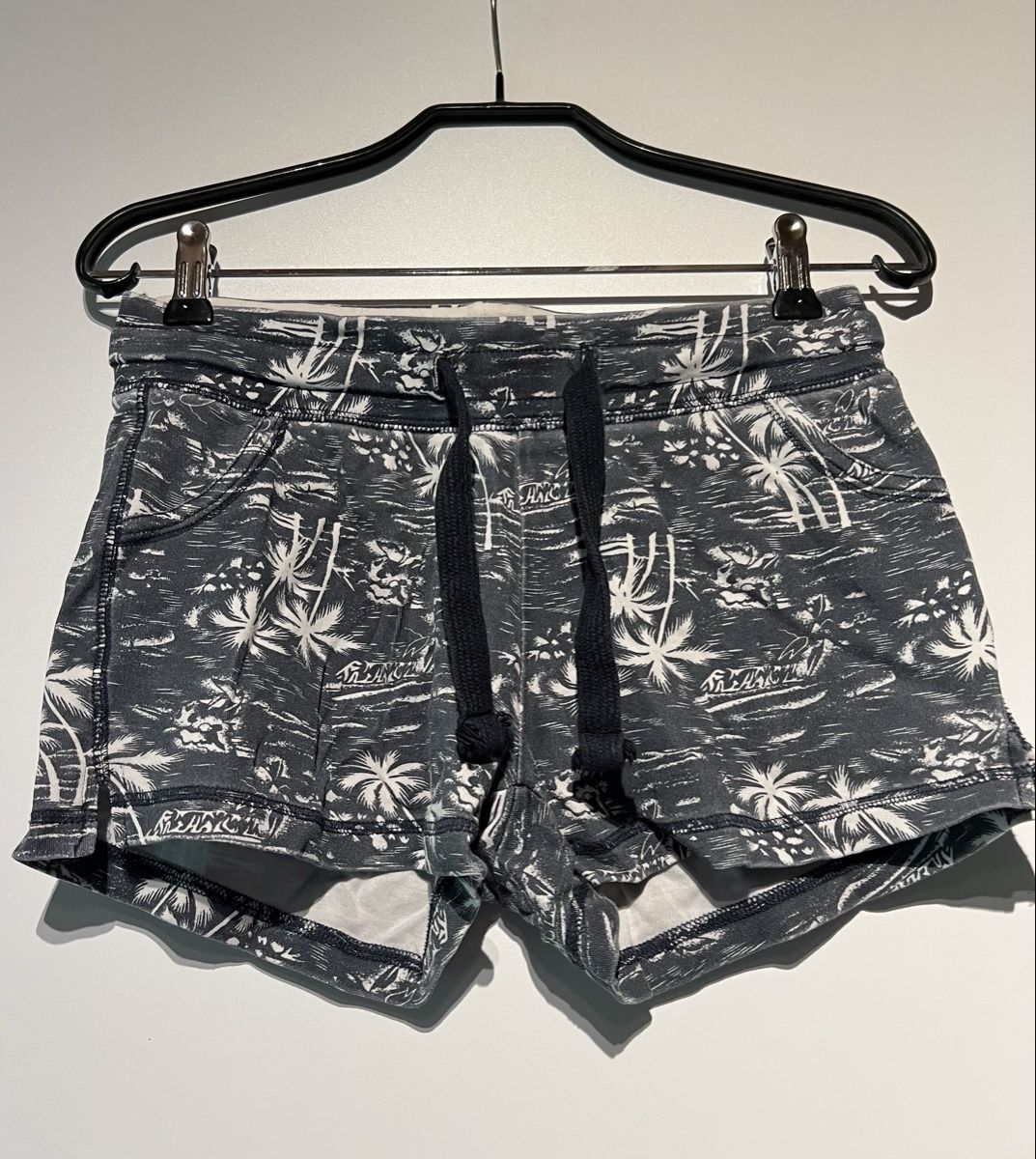 Hosen: Kurze Hosen Chicorée – Gebraucht aus Fribourg von ank74