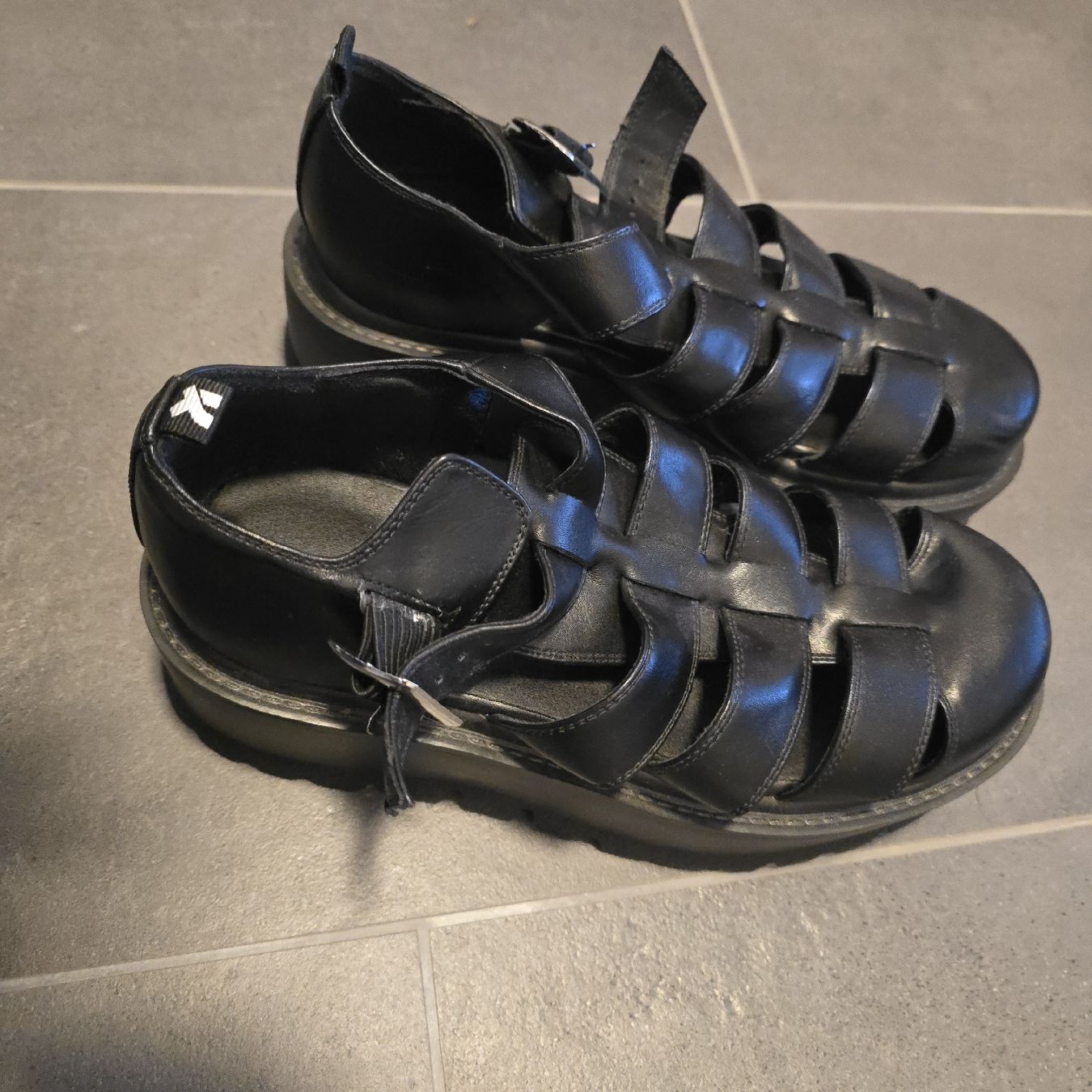 Scarpe da uomo: Koi Footwear  – Usato da Zürich venduto da lar_d9pc