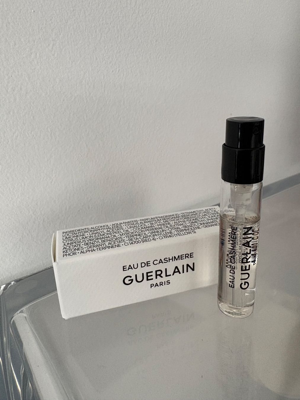 Guerlain Parfum & Eau de Toilette: Guerlain Eau de Cashmere Parfum 2 ml – Neu (gemäss Beschreibung) aus Wohlen AG von kissne4 2