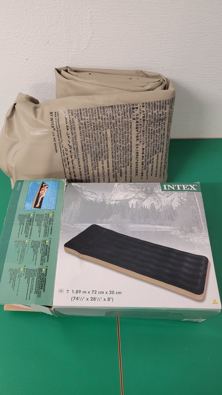 Matratzen: Intex Luftmatratze – Gebraucht aus Sulz AG von Sennli1