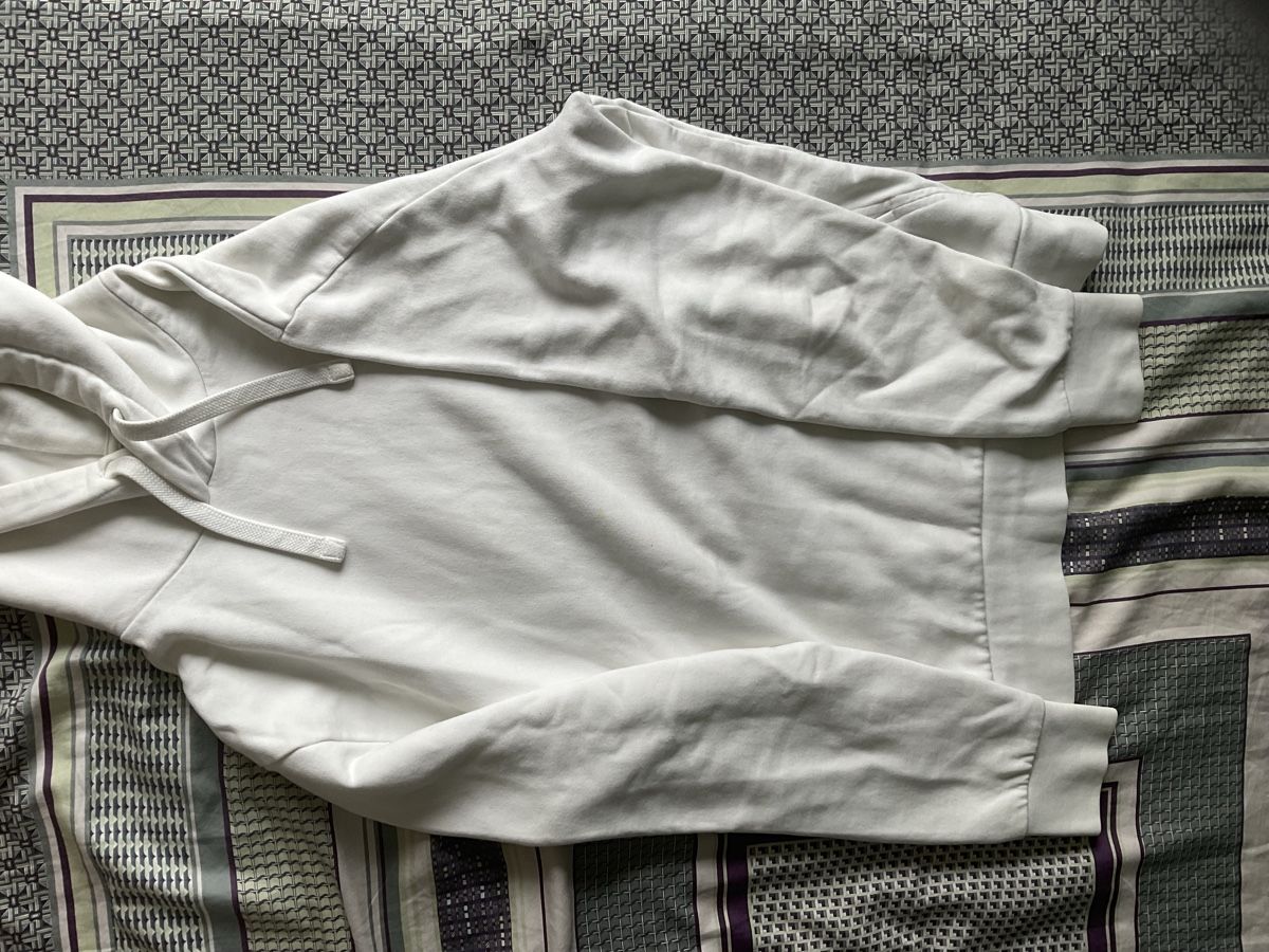 Pulls & Sweat-shirts: Pullover weiss, Grösse S – D'occasion à Küsnacht ZH par thm_bqw7 1