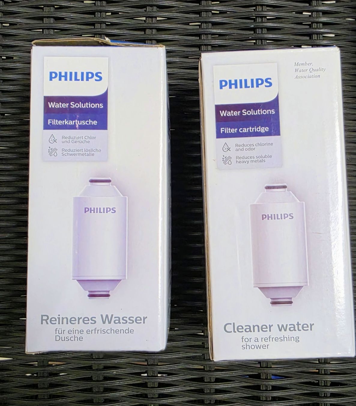 Philips Sanitari: Philips Duschfilter und zwei Kartusche neu. – Nuovo (secondo la descrizione) da Bern venduto da sesle 2
