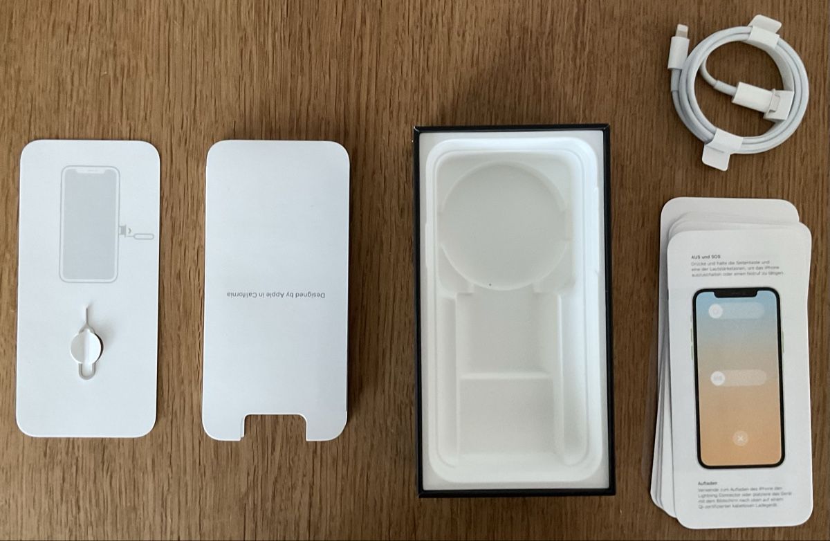 Apple Telefoni cellulari / Smartphones: iPhone 11 Pro, Space Gray, 64GB – Usato da Männedorf venduto da Grisoni 3