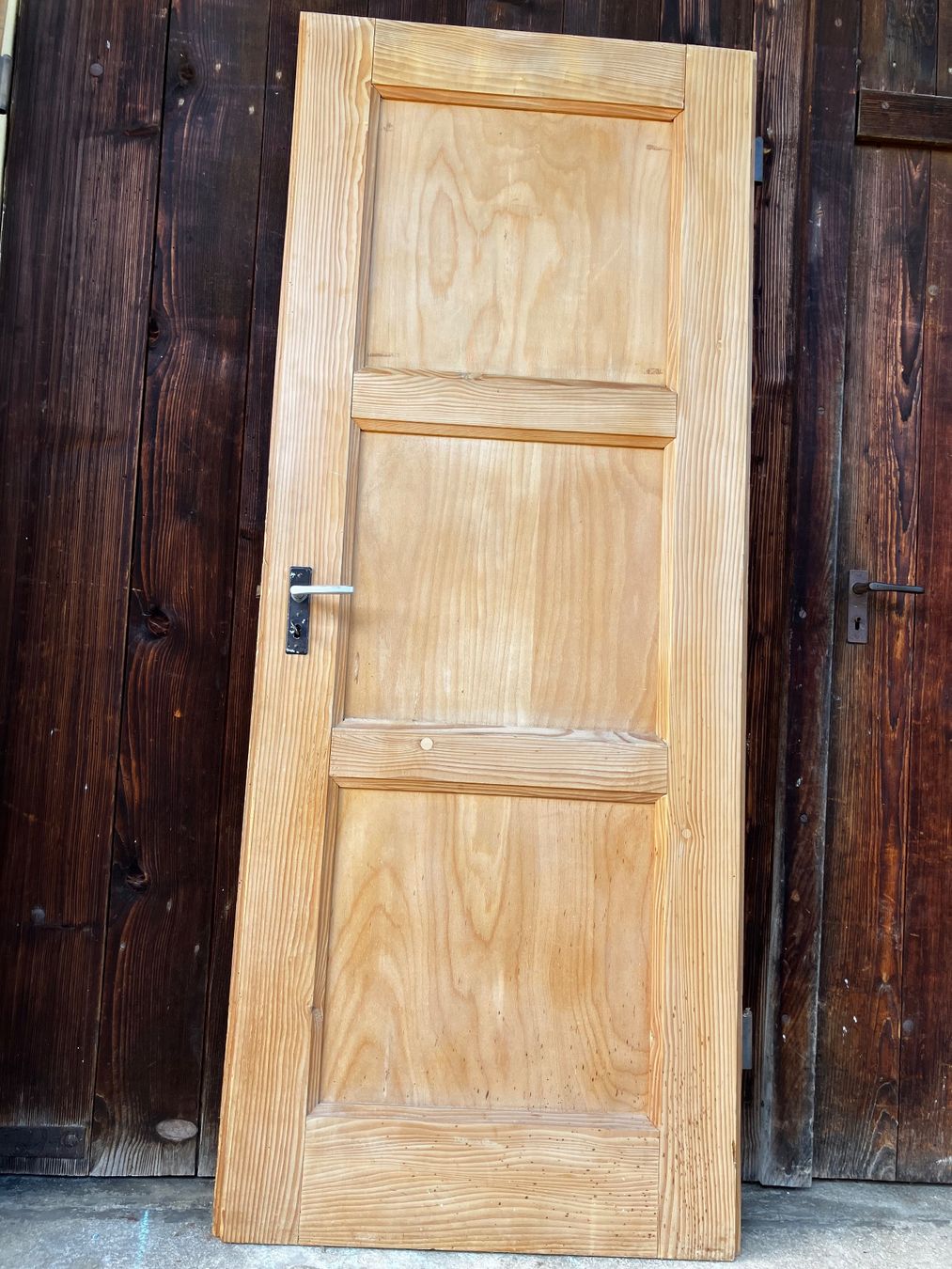 Porte: Schöne Holztür – Usato da Matzendorf venduto da niraluma