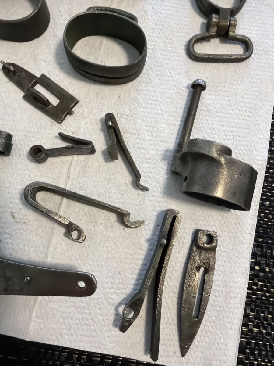 Armée suisse Uniformes: Karabiner  – D'occasion à Lausanne par Erion2015 4