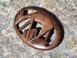 Deko Pin keltischer Brosche um 1970, Ree aus Holz 7cm