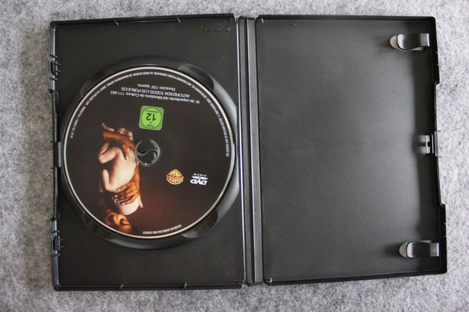 Tutti i DVDs: Der seltsame Fall des Benjamin Button | DVD | (1688) – Usato da Geroldswil venduto da Schlumpfine1973 1