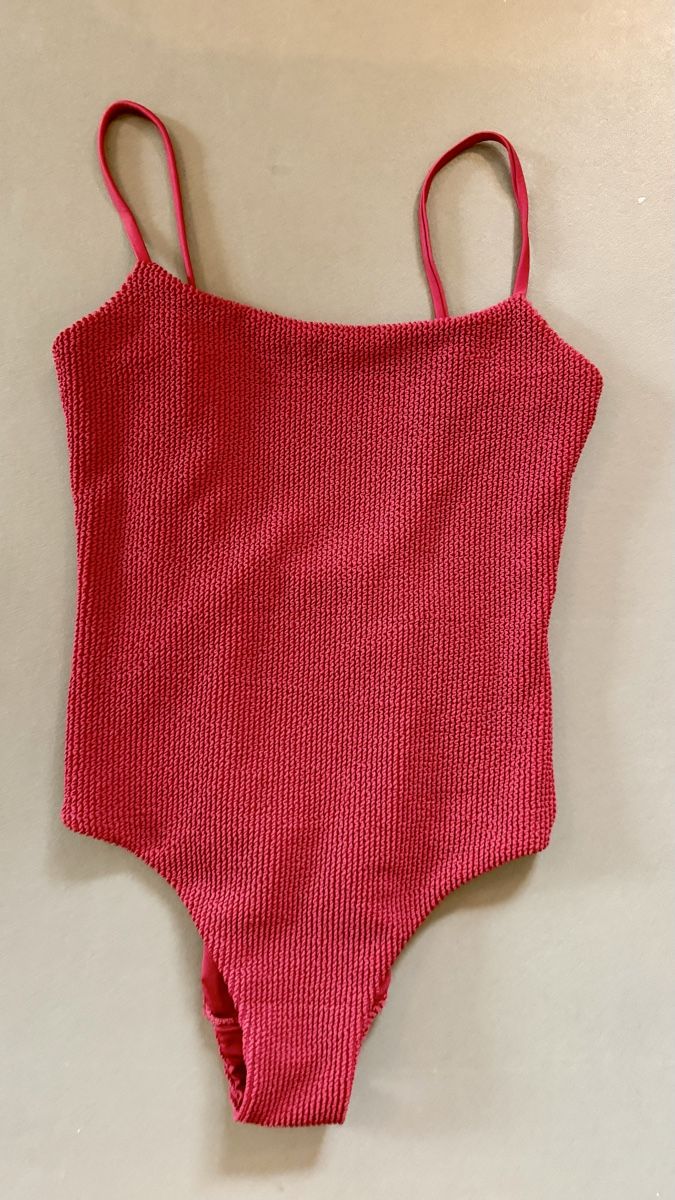 Weekday Costumi da bagno & Bikini: Badeanzug rot Gr. XS – Nuovo (secondo la descrizione) da Zürich venduto da car_9vrr