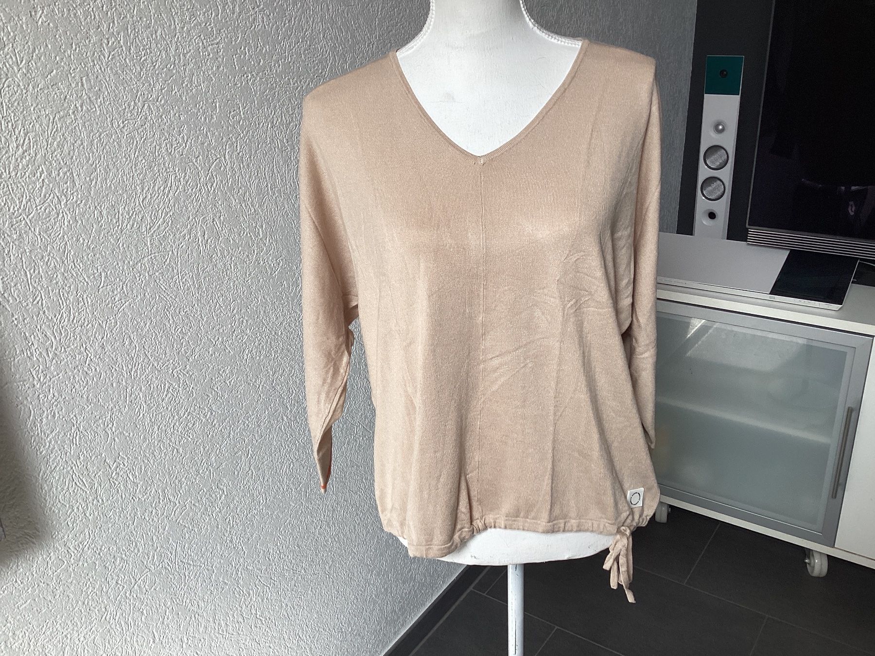 Comma Maglioni & Felpe: COMMA Damen Pullover beige / orange Grösse 38 super Zustand – Usato da Homberg b. Thun venduto da Homata