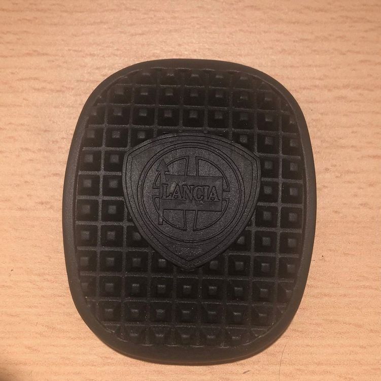 Lancia Toutes les pièces auto: Lancia Delta HPE 836 Pedalgummi NOS – Neuf (Voir description) à Neuenhof par Boh1
