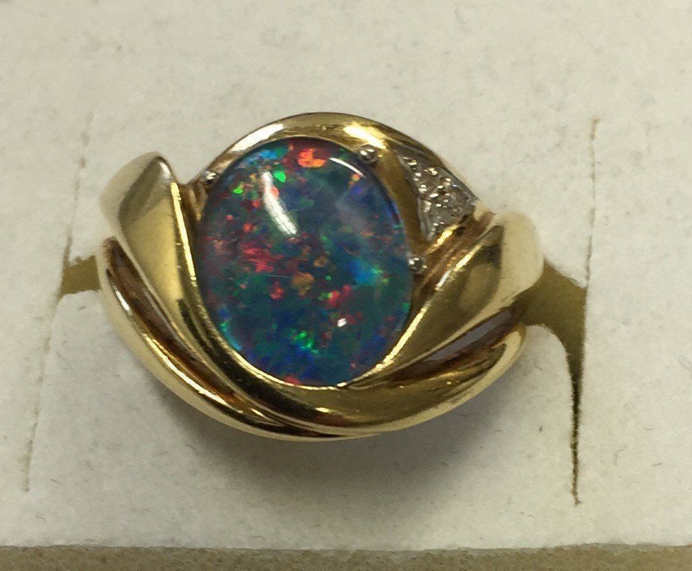 Anelli: Damenring 18 Karat mit Opal – Usato da Hombrechtikon venduto da Harosa