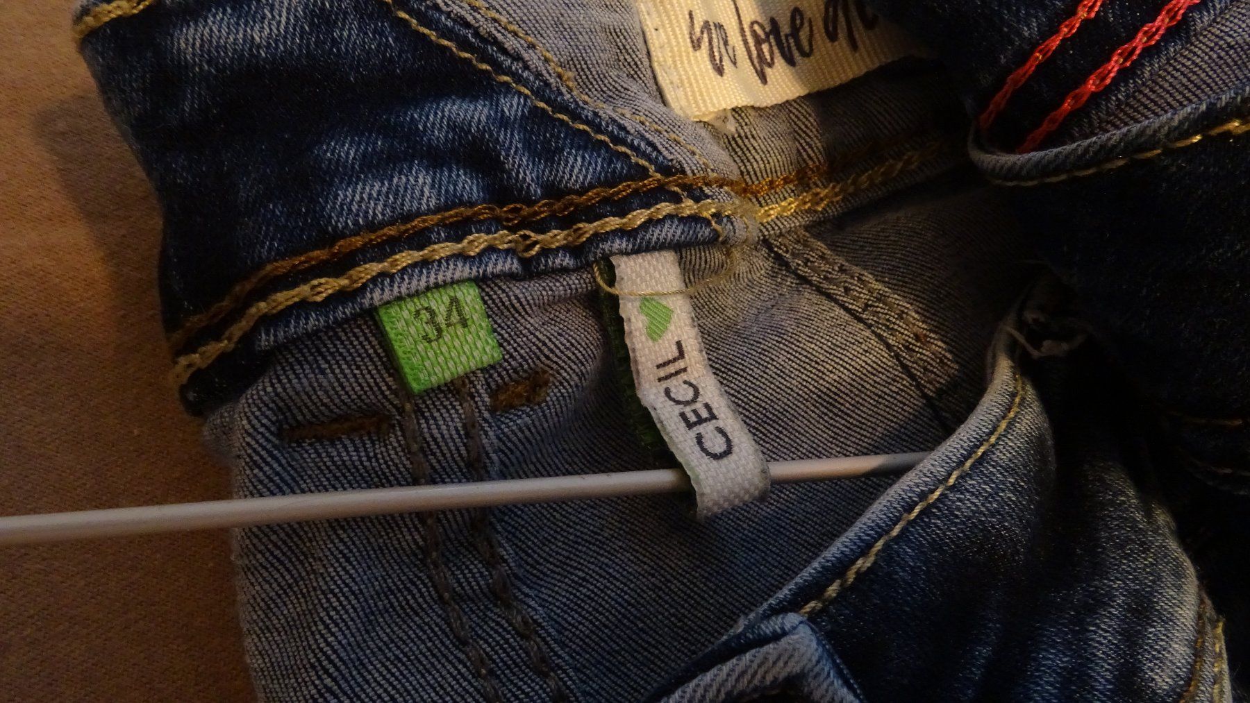 Cecil Jeans: Cecil Jeans 34 / 32 – Usato da Zürich venduto da motfz-d 2