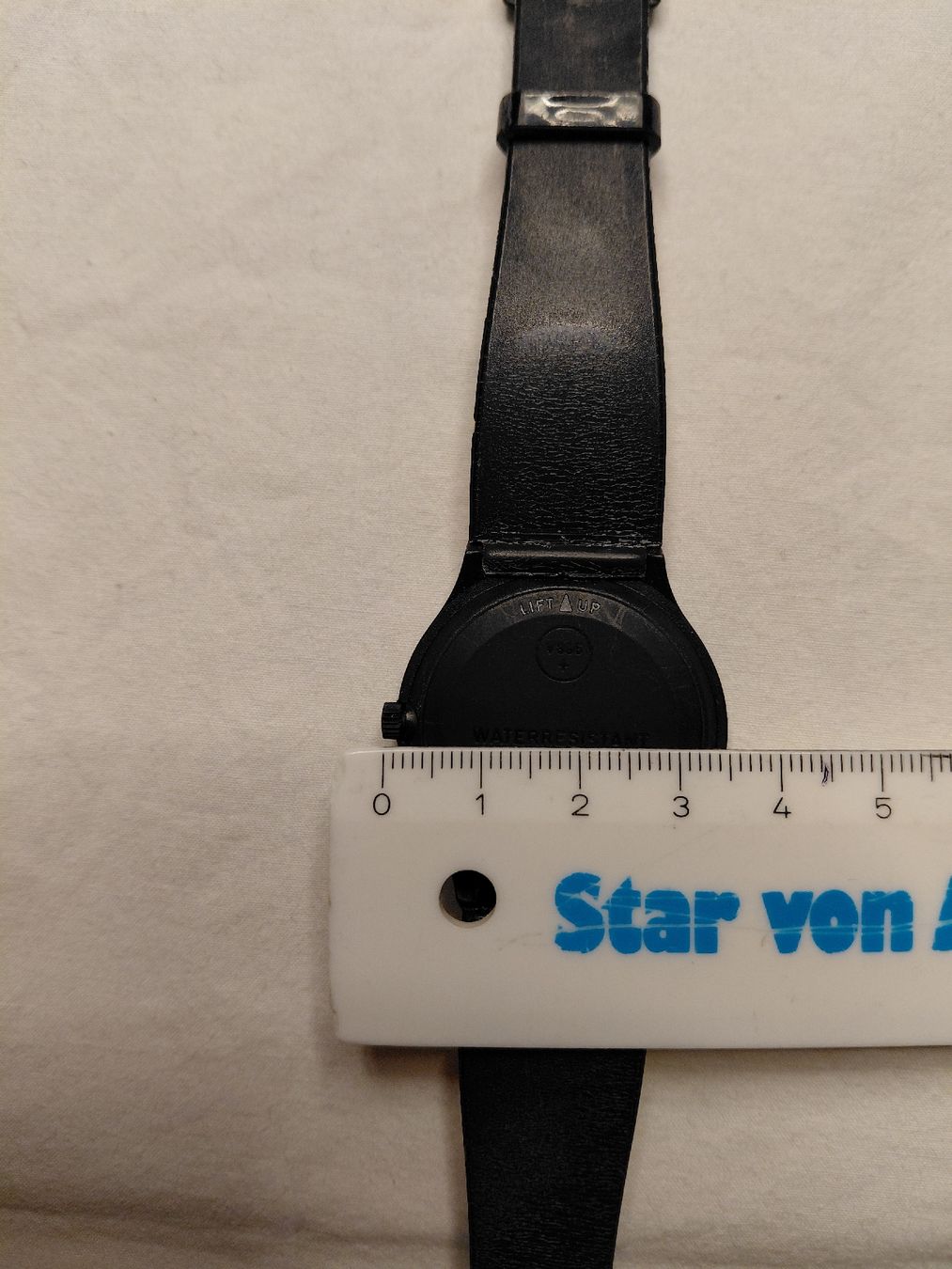 Orologi: Farbenfrohe Uhr. Top Zustand! Ungebraucht – Nuovo (secondo la descrizione) da Bonaduz venduto da topolino052 2