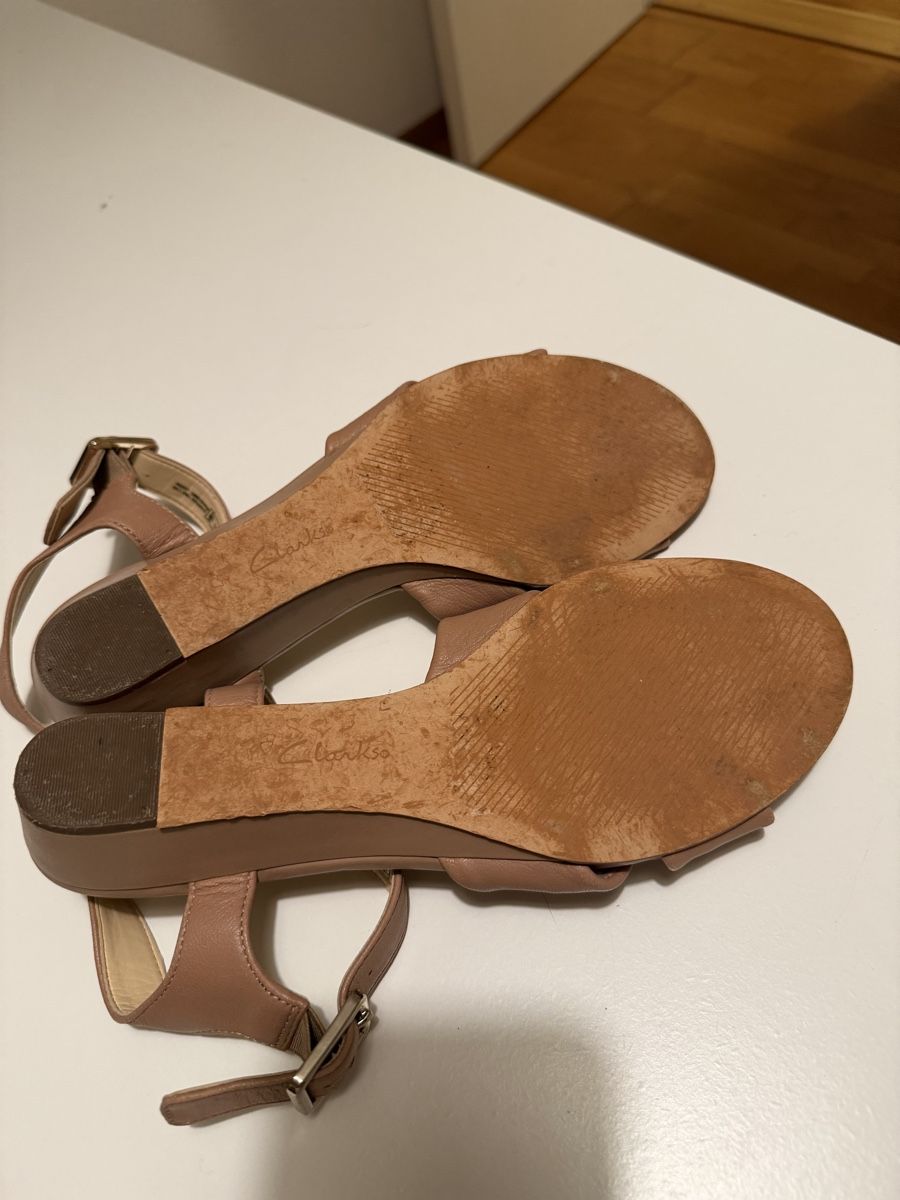 Clarks Scarpe da donna: Clarks Sandalen, Grösse 39.5, Leder. – Usato da Adliswil venduto da StephanieAnnina 8