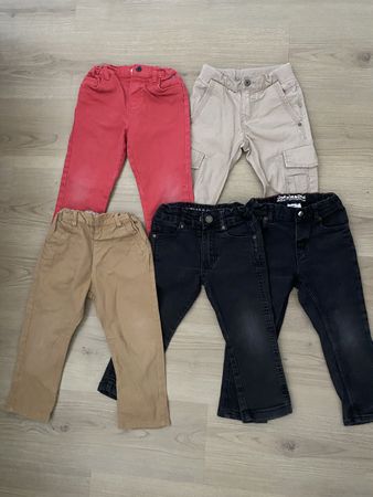 Pantalons enfant T.92-98