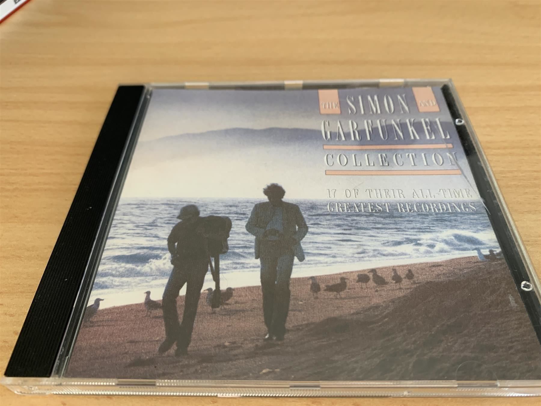 CD: The Simon And Garfunkel Collection – Usato da Rikon im Tösstal venduto da Alpenmutz