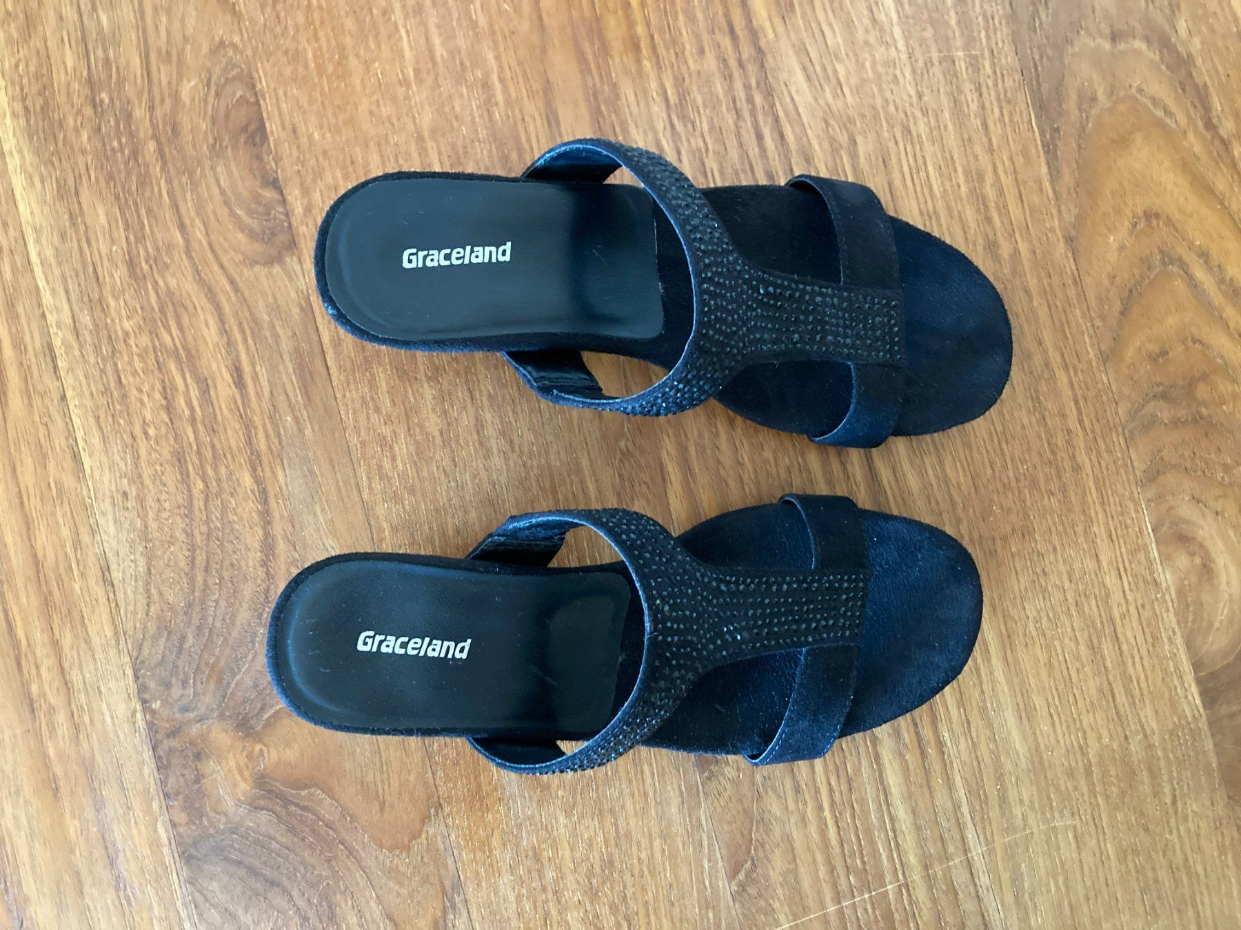 Graceland Damenschuhe: Mules ouvertes noires, cuir, strass sur le dessus – Neu und originalverpackt aus Goumoens-la-Ville von brandonv 1