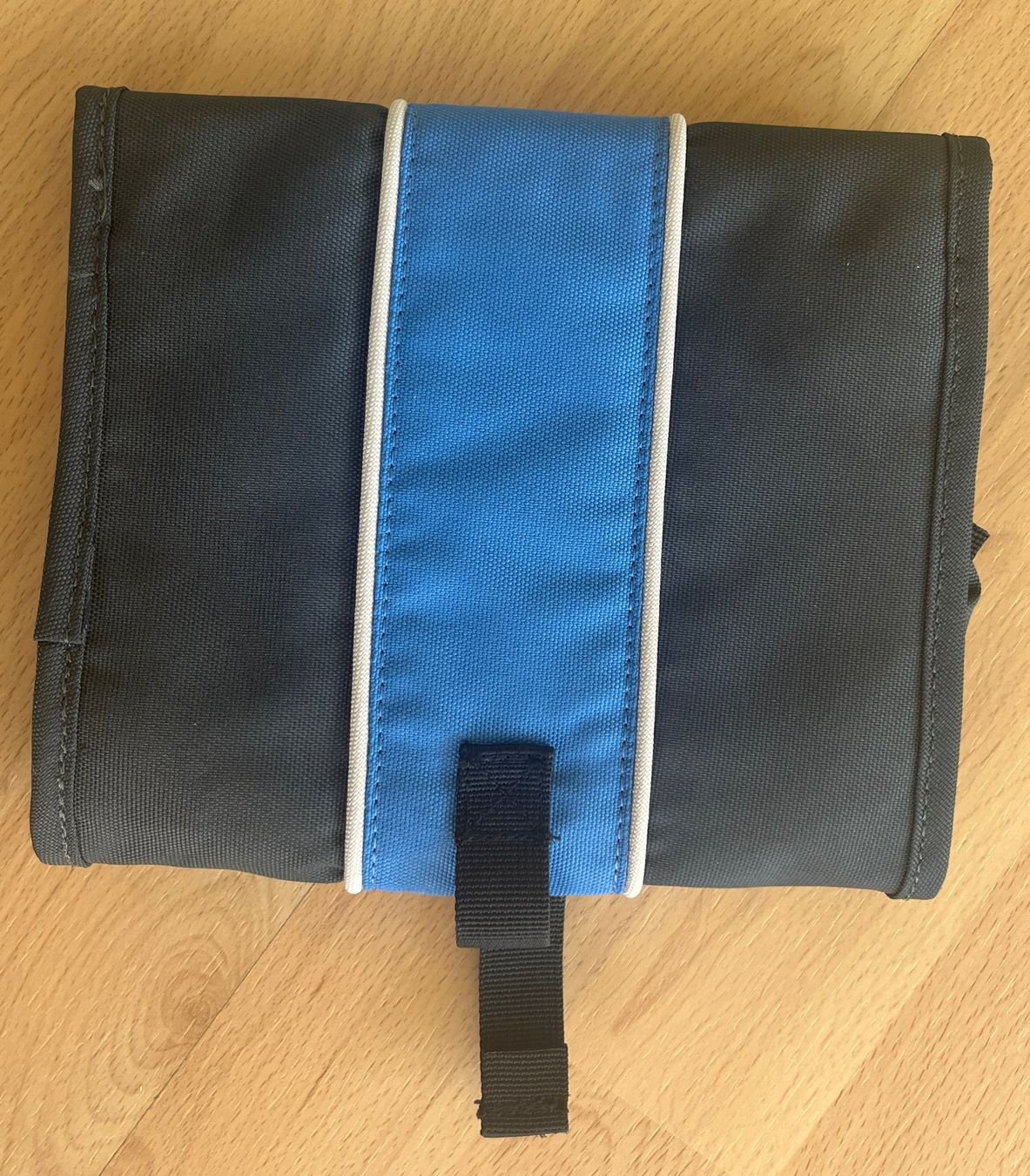 Deuter Custodie per cosmetici: Kulturbeutel / Necessaire / Waschbeutel von Deuter – Nuovo (secondo la descrizione) da Zürich venduto da fbsm 7