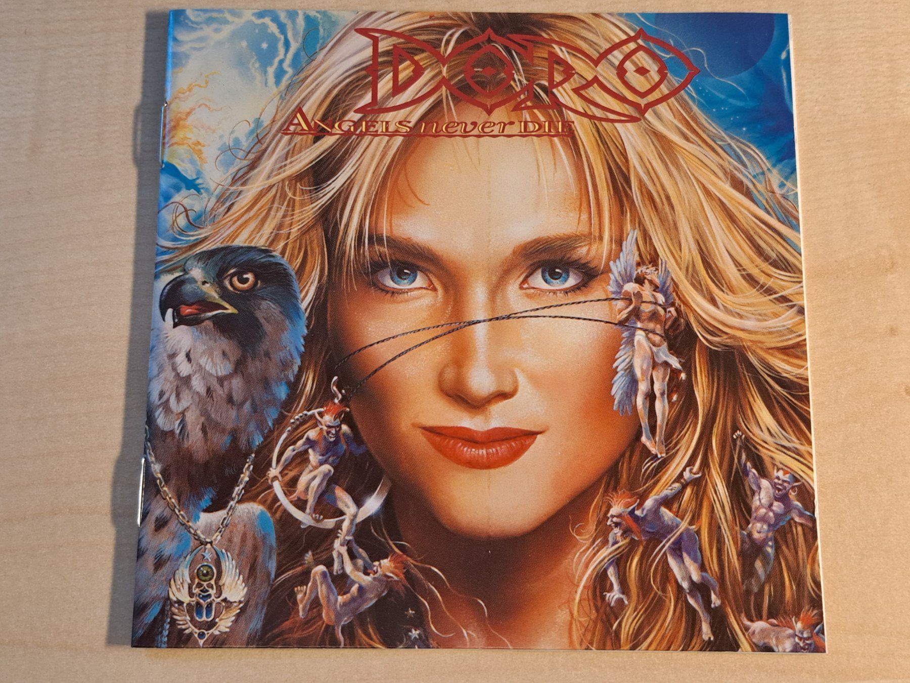 CD: CD Doro. Angels never die von 1993 – Usato da Glashütten venduto da Christheswiss
