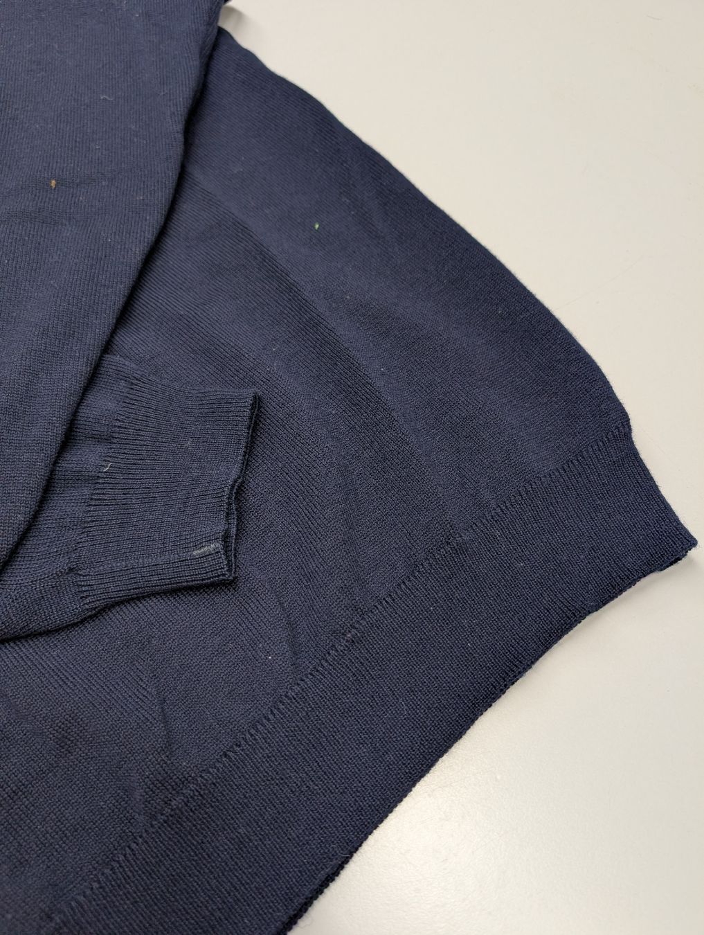 Lacoste Pullover & Sweatshirts: Lacoste Pullover, 100% Schurwolle, Grösse L, dunkelblau – Gebraucht aus Fislisbach von HurtiBrocki 5