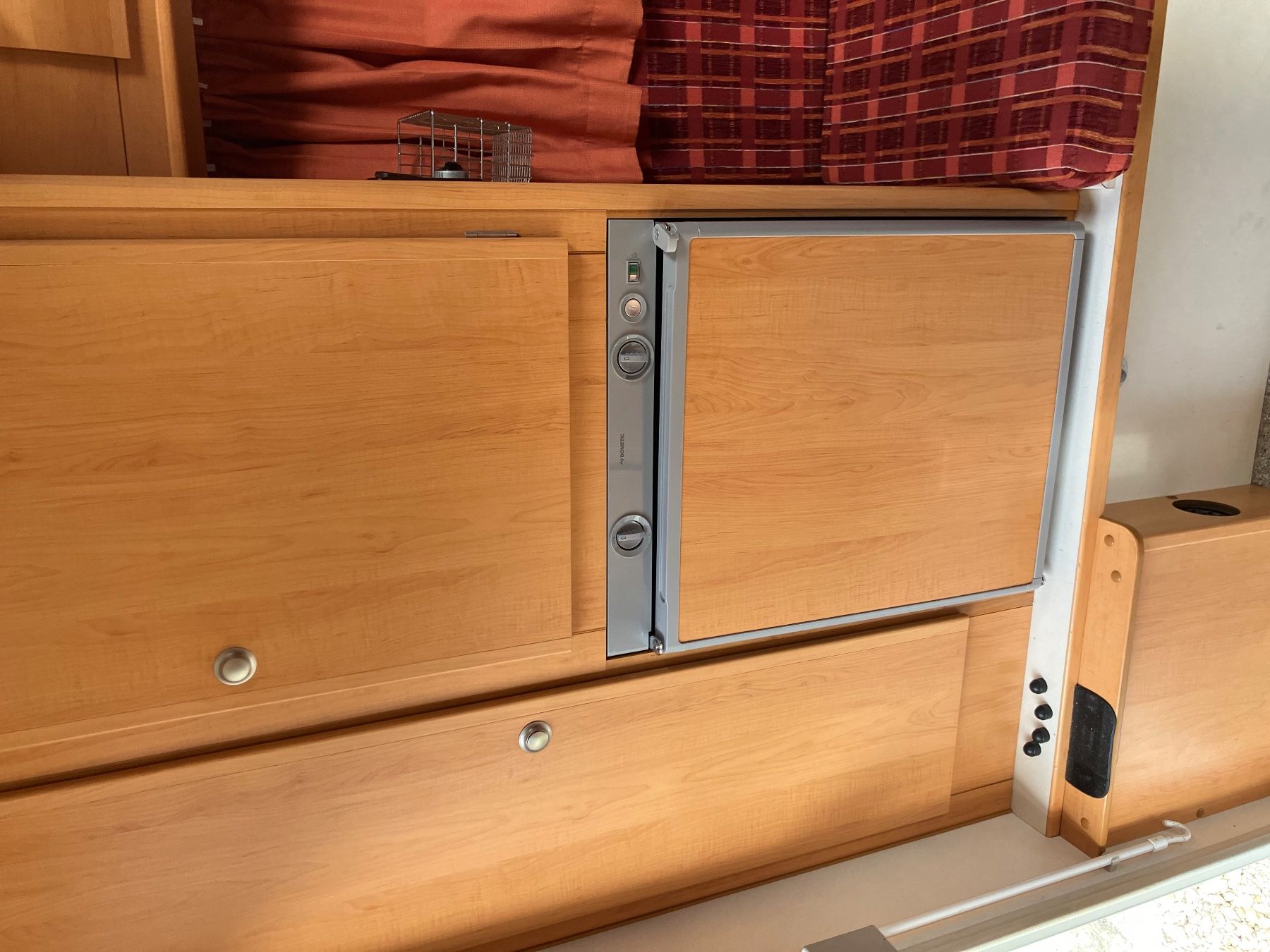 Tischer Camping Fahrzeuge: Wohnkabine Tischer 200 cellule pick up – Gebraucht aus Frinvillier von Fkangaroo 6