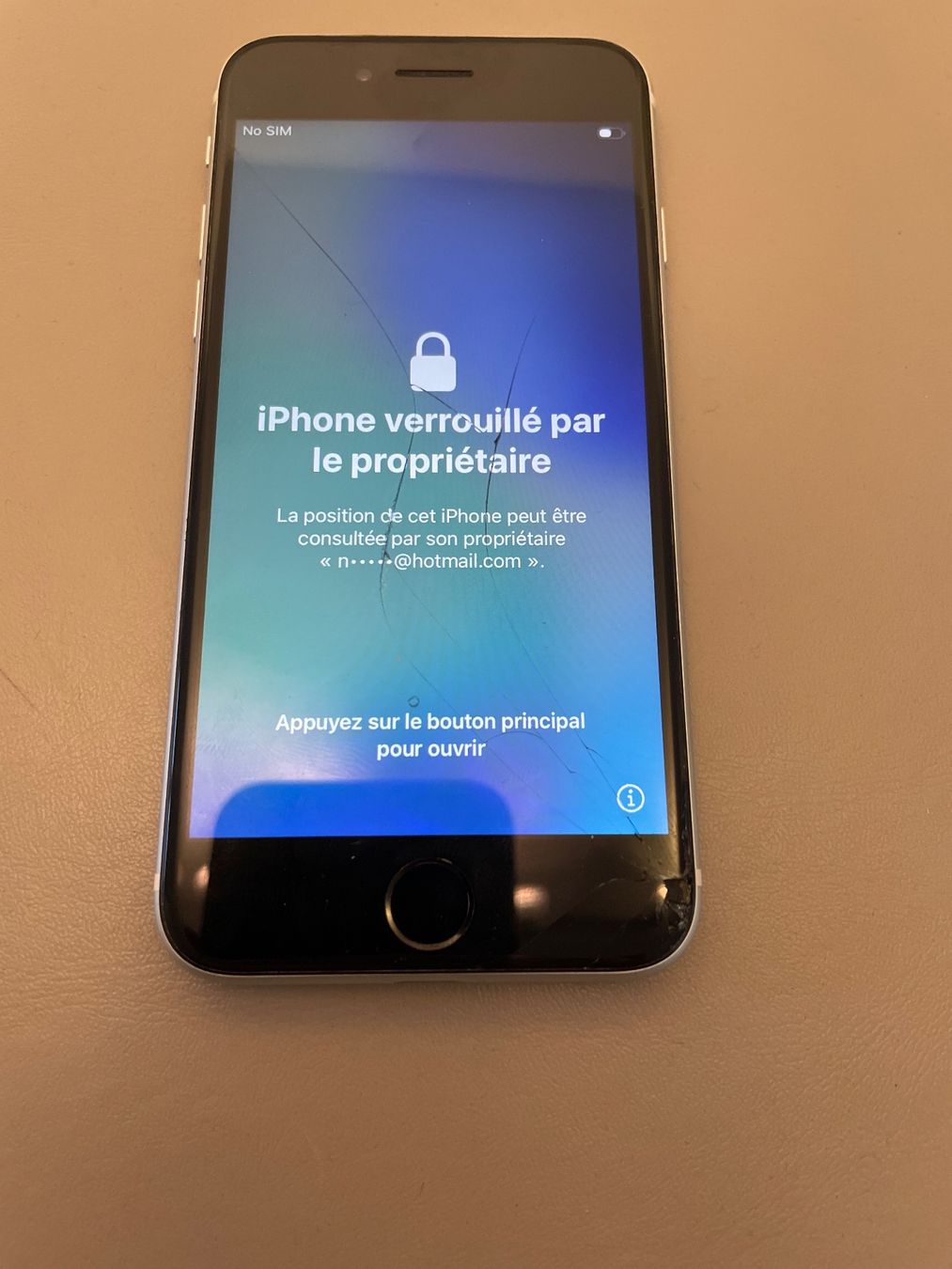 Apple Telefoni cellulari / Smartphones: iPhone SE 2020 – Difettoso da Adliswil venduto da Busys