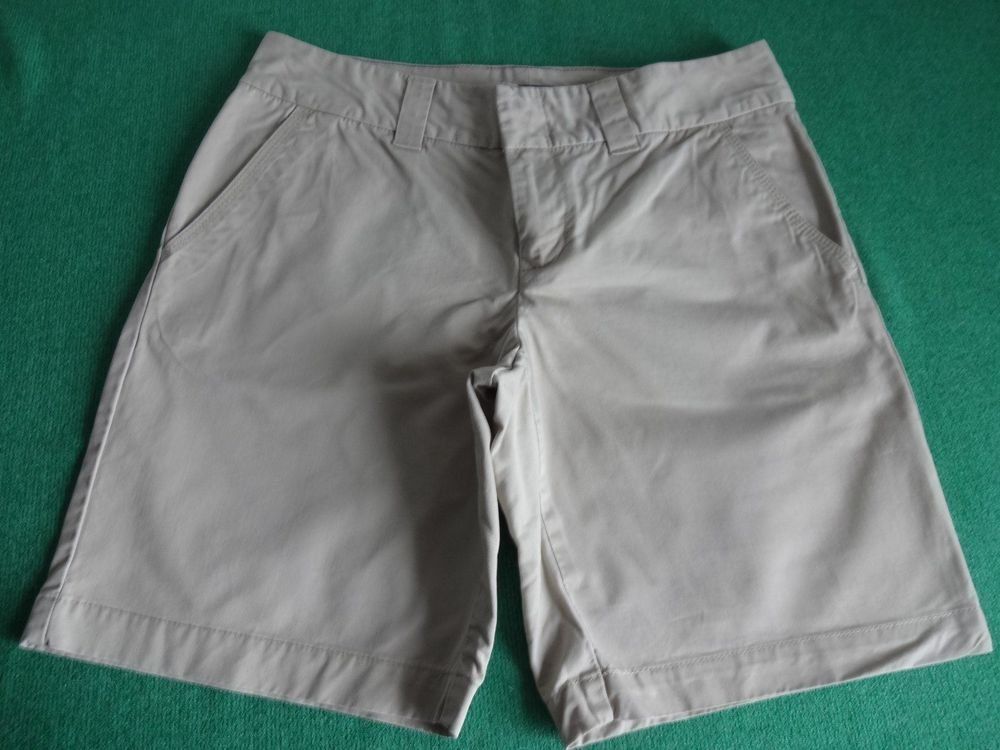 Tommy Hilfiger Pantaloni: Tommy & Hilfiger Damen Short Gr.M – Usato da Bronschhofen venduto da Xena37