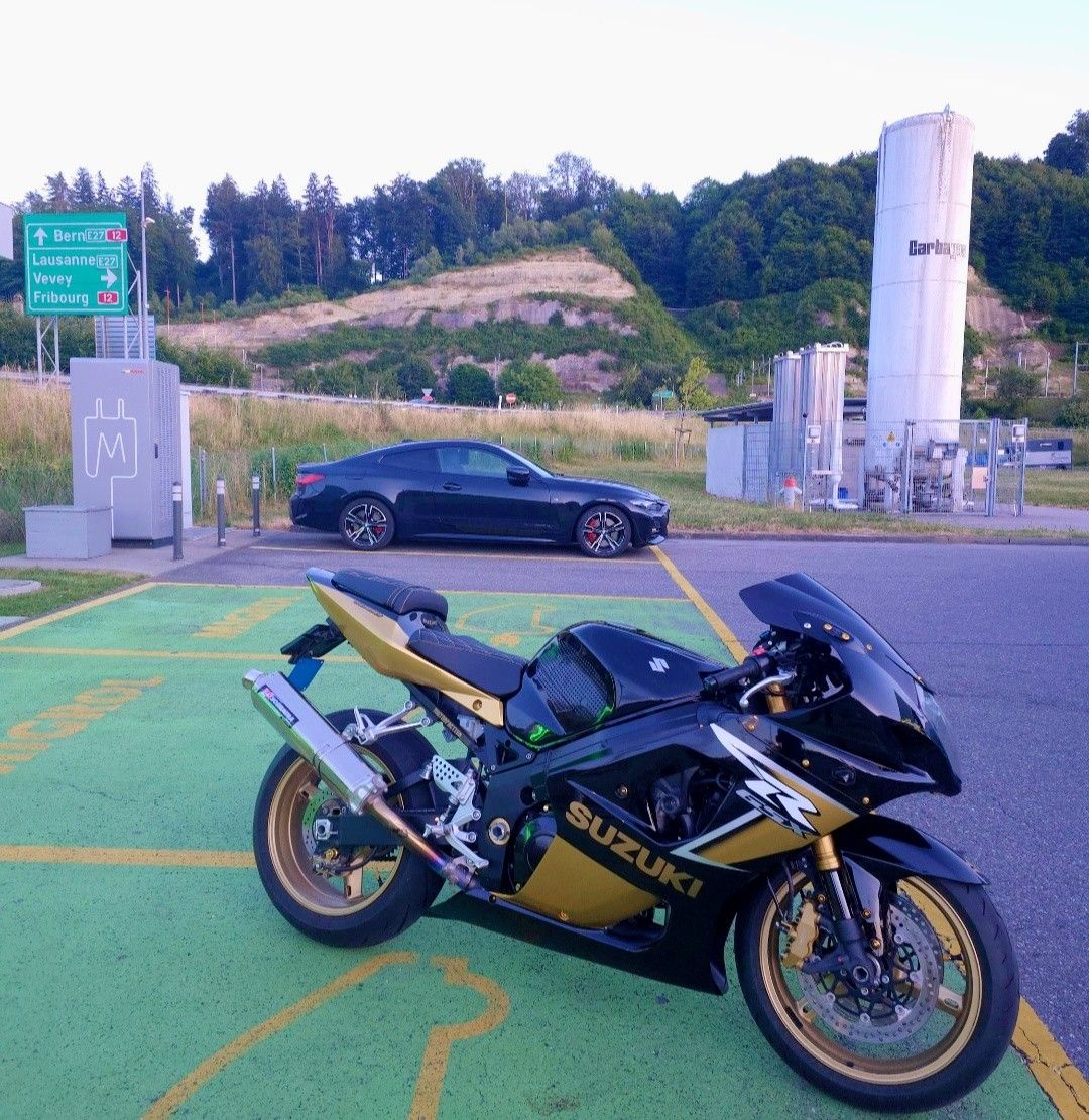Suzuki Strada: Suzuki GSX-R 1000 – Nuovo (secondo la descrizione) da Thörishaus venduto da ale_sx8y 1