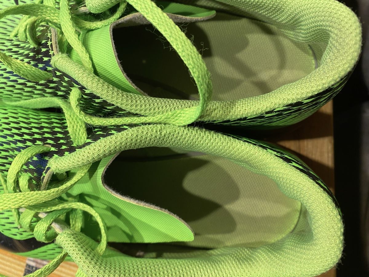 Scarpe da uomo: Sportschuhe  – Usato da Heitenried venduto da Carmes