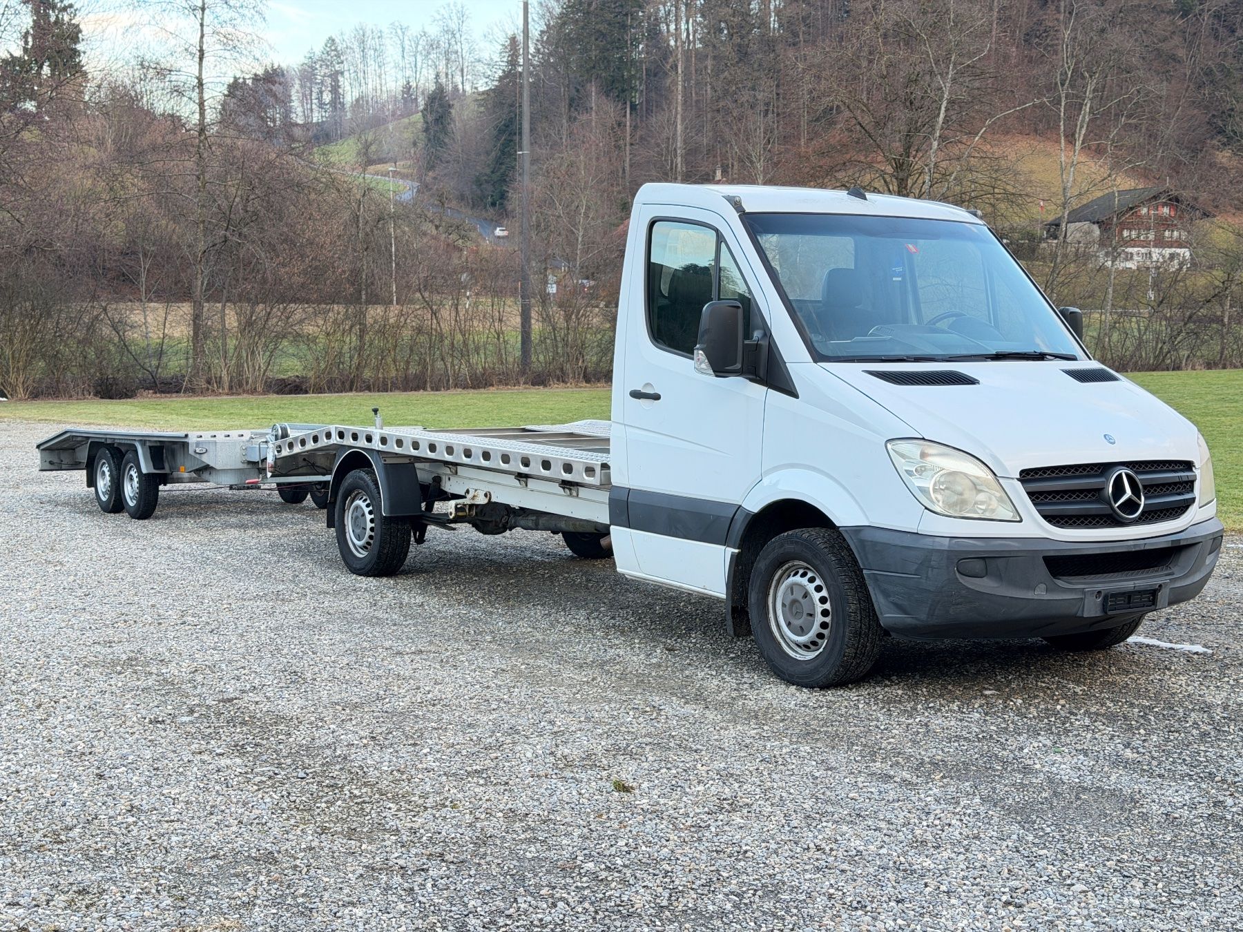 Mercedes-Benz Veicoli commerciali: Autotransporter 1600 kg Nutzlast – Usato da Muhen venduto da Vito-Automobile 1