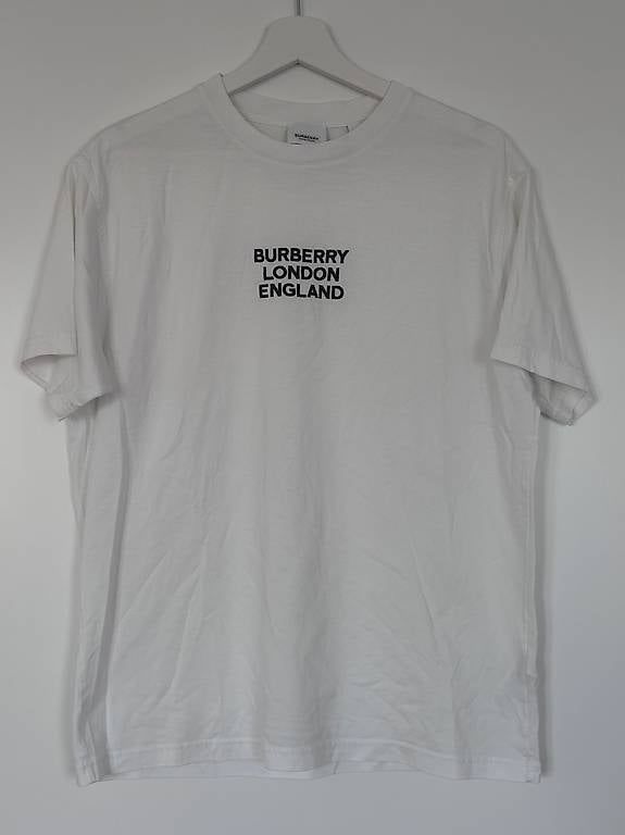 T-shirt: Burberry T-Shirt – Usato da St. Gallen venduto da fla_j5jj
