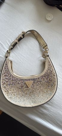 Guess Handtasche mit Strass Steinchen, Sommerlich Elegant, S