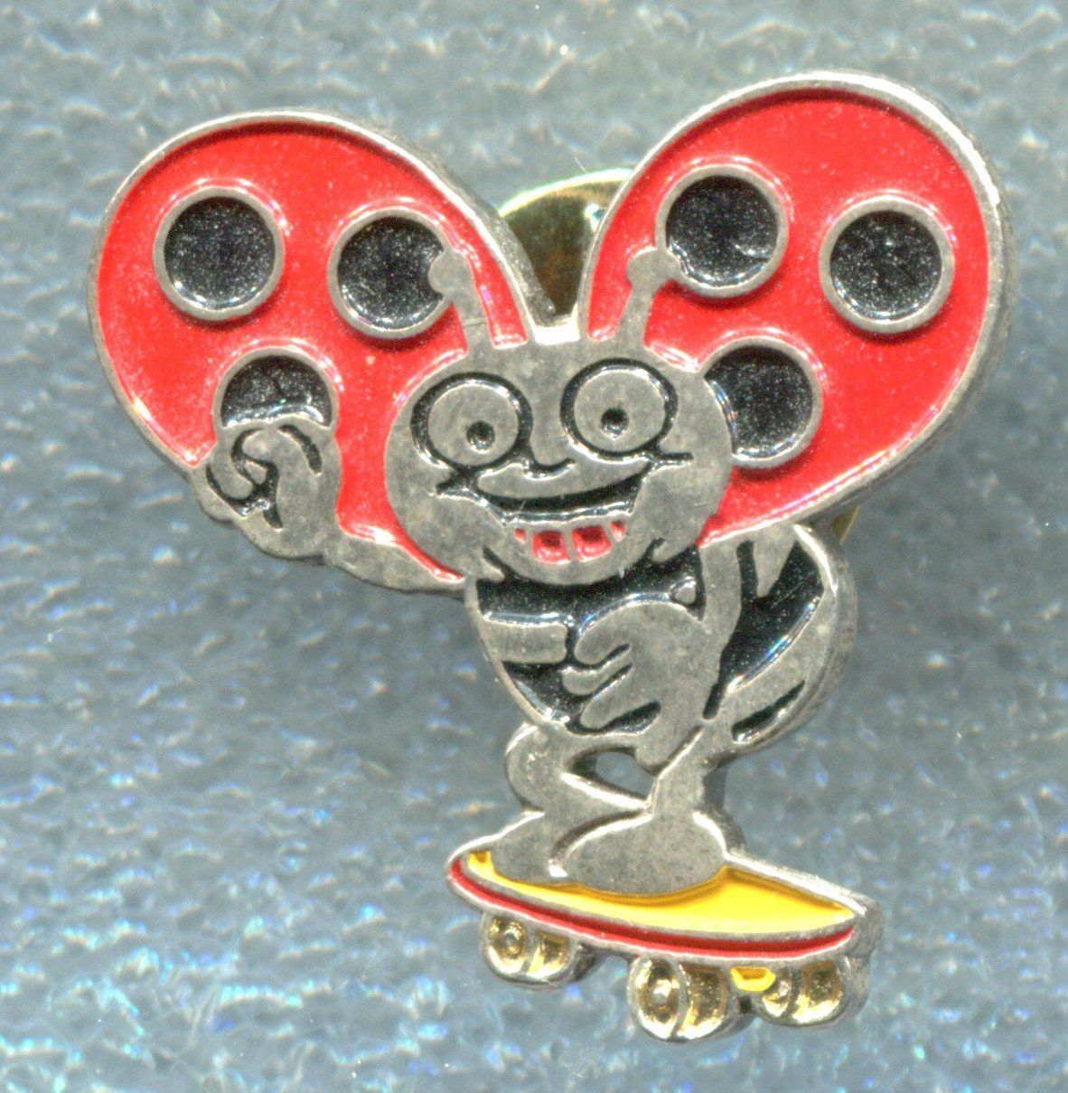 Plaquettes & Badges: BLICK Käfer  SKATER  – D'occasion à Winterthur par Sammleroase