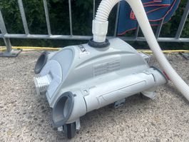 Intex Pool Sauger