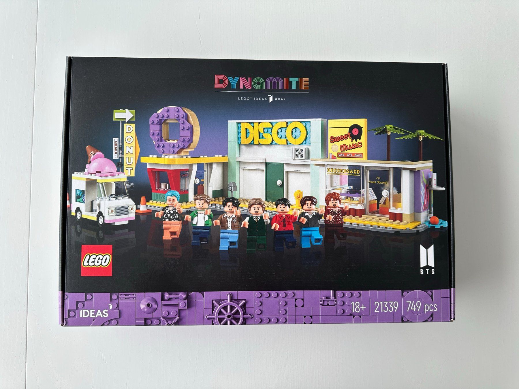 Lego Kit di costruzioni: Lego 21339 - BTS Dynamite – Nuovo e nell'imballaggio originale da Nottwil venduto da grabi77