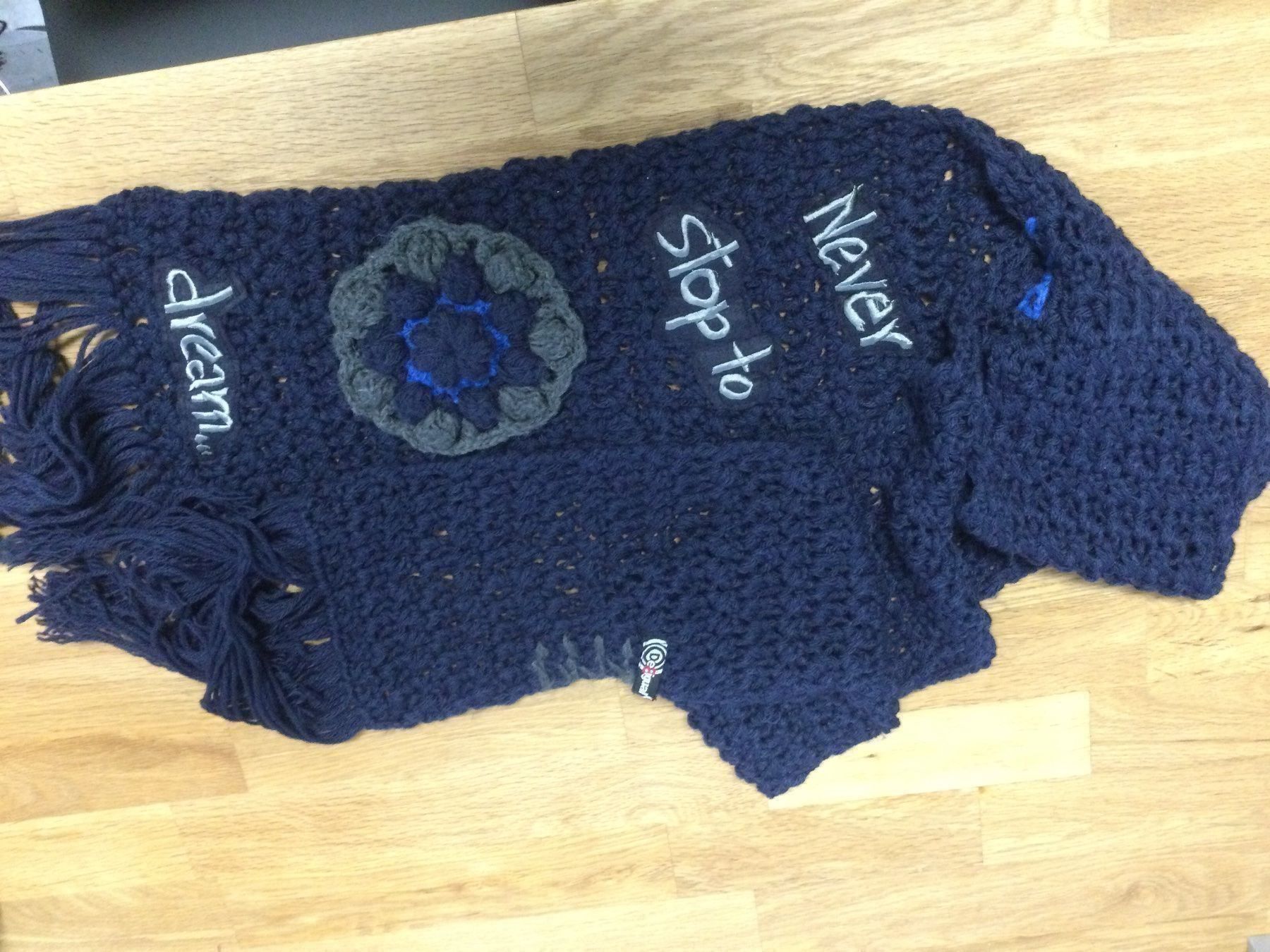 Desigual Foulard & Sciarpe: Desigual Schal – Usato da Erlinsbach SO venduto da Adica