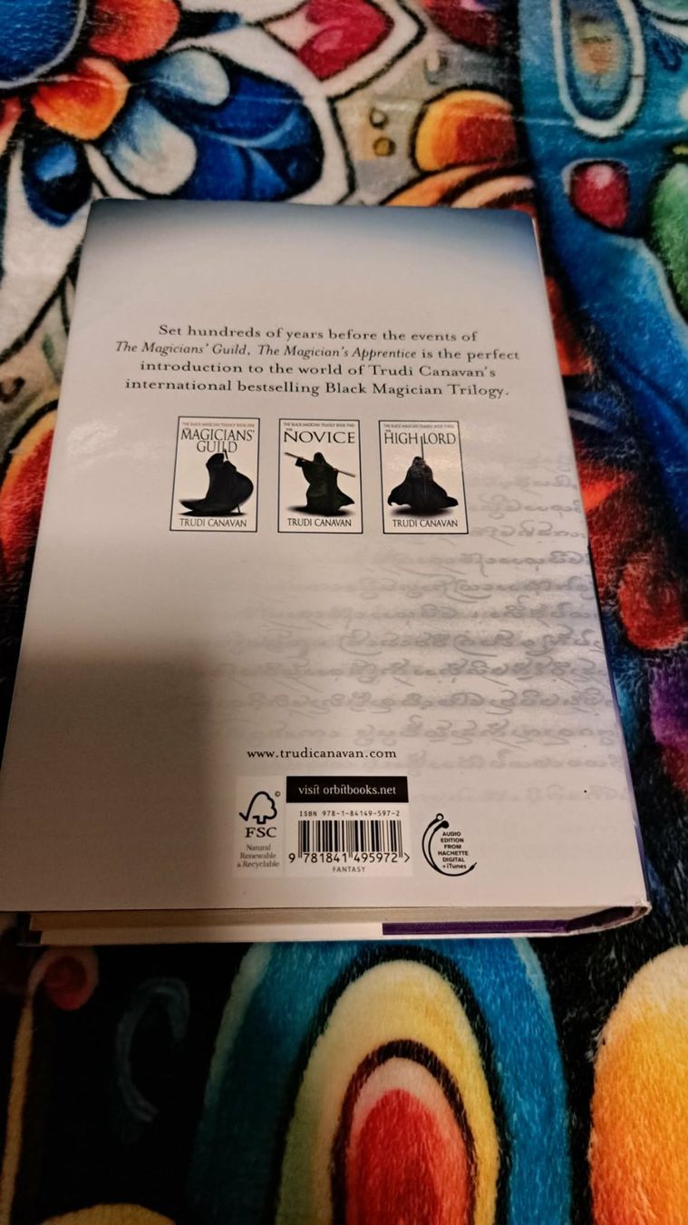 Libri: The Magician's Apprentice by Trudi Canavan – Usato da Waltenschwil venduto da Catlady 1