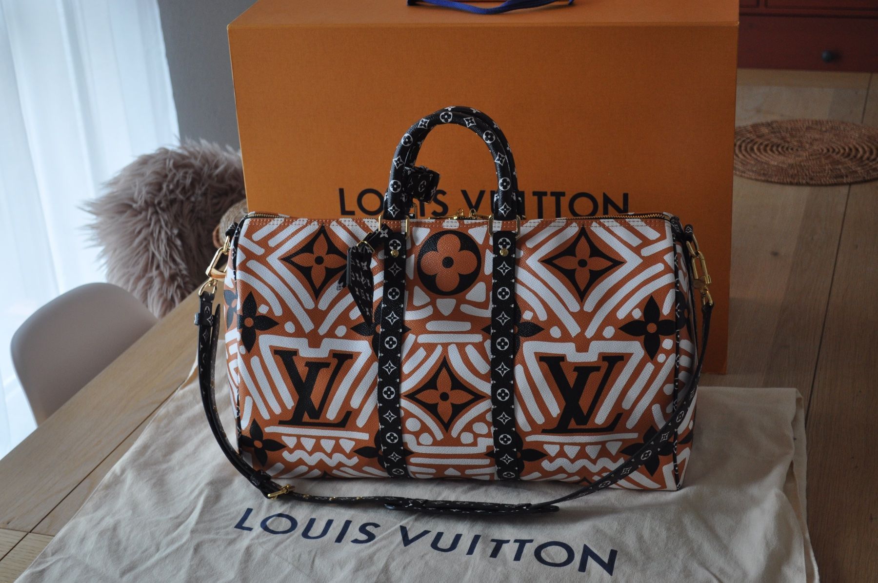 Louis Vuitton Taschen: Louis Vuitton Keepall Crafty Bandouliere – Neu und originalverpackt aus Biel/Bienne von Switzerland92 1