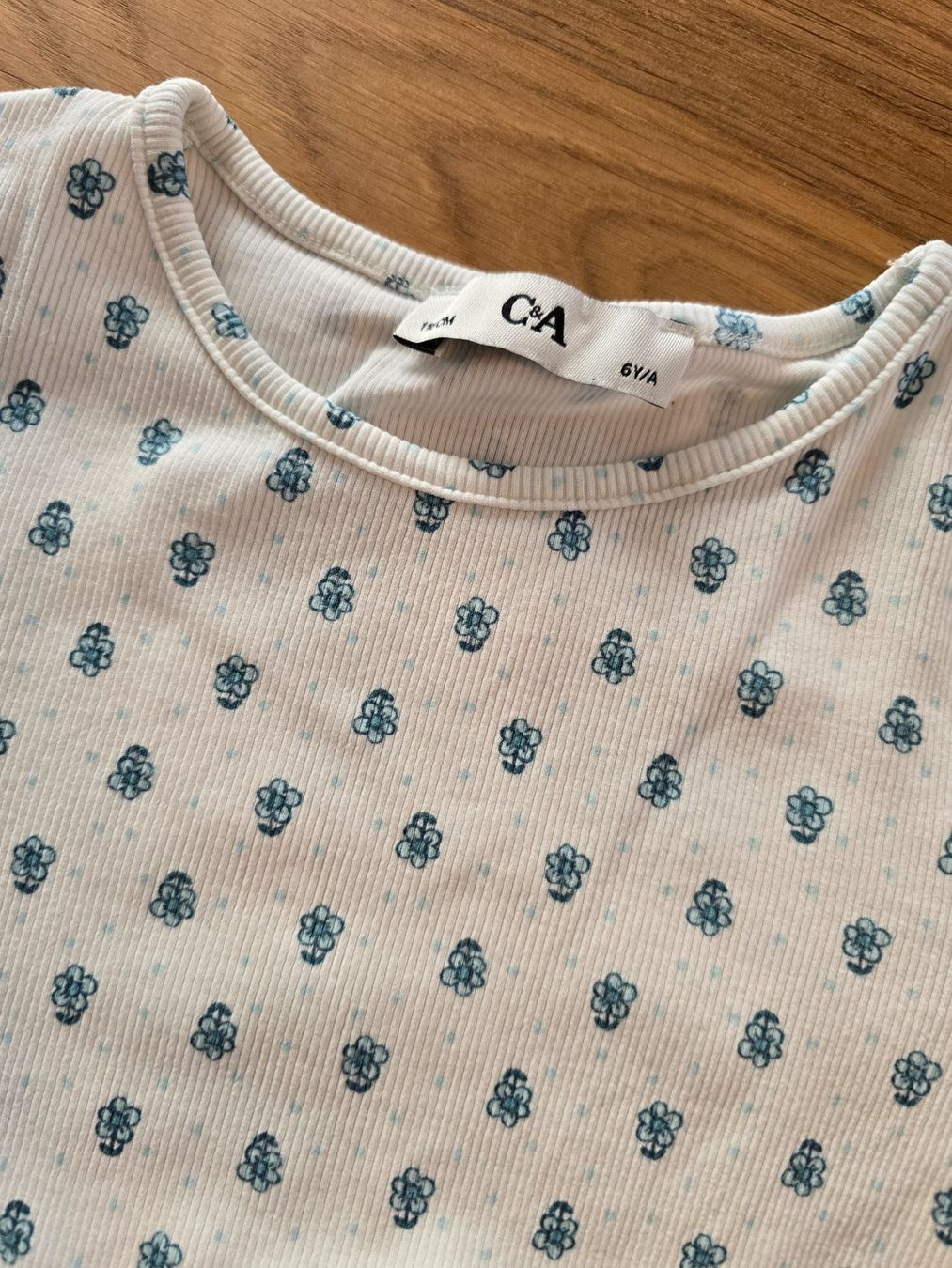 C&A Maglioni & Felpe: Pullover Gr. 116 – Usato da Zäziwil venduto da Seisler 1
